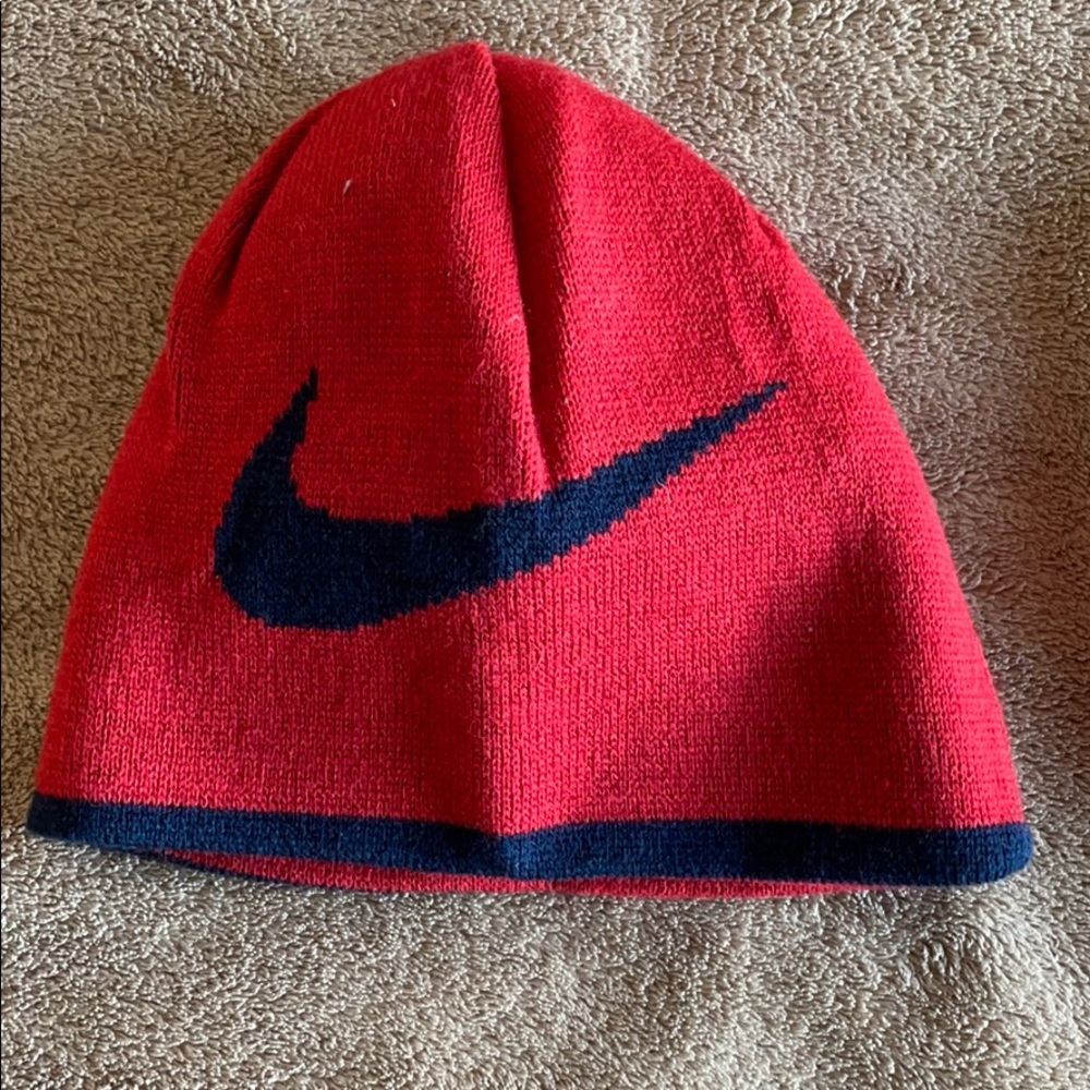 NIKE BEANKE (REVERSIBLE)